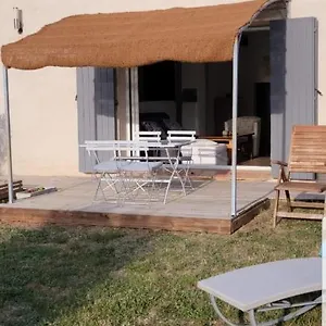 Bastide De L'oliveraie Avec Jacuzzi Hébergement de vacances